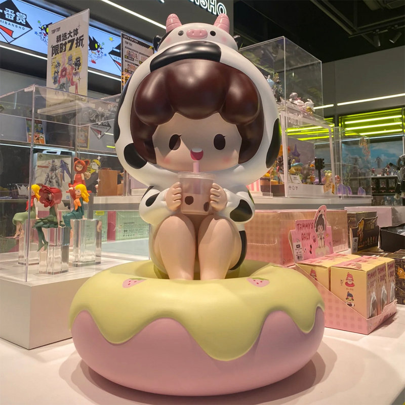 玻璃钢雕塑定制大型户外商场美陈门口卡通人物定做网红公仔鹿摆件